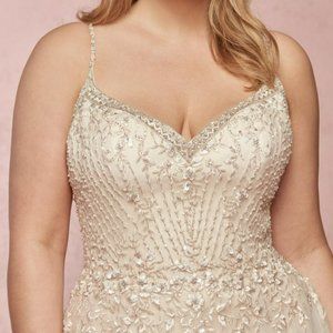 New With Tags Rebecca Ingram Mayla Wedding Dress - Bridal Size 14